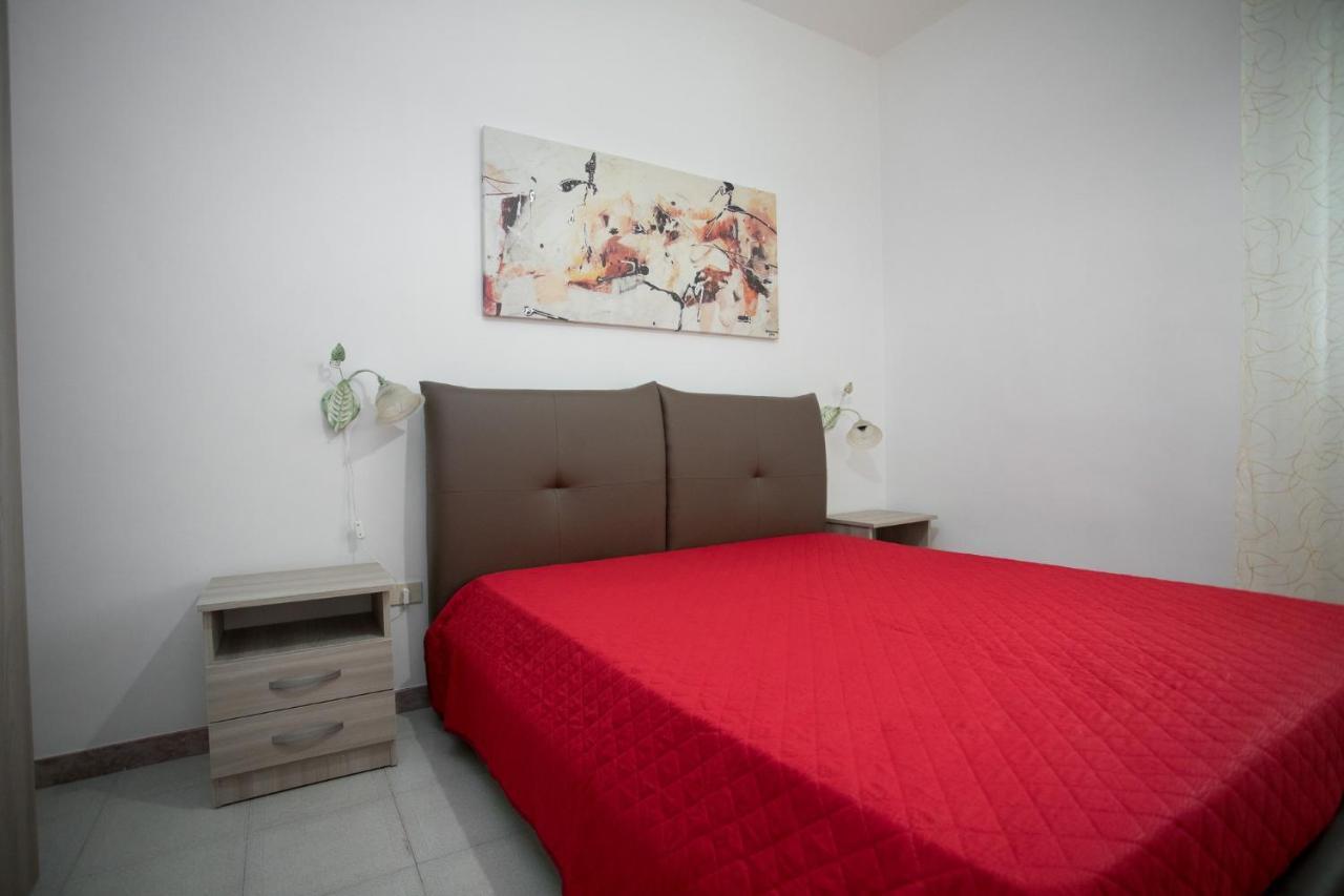 Villino Carolin Daire Torre Lapillo Dış mekan fotoğraf